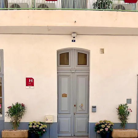 Le National Centre Gare,ascenseur 2* Sète