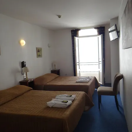 Hotel Le National Centre Gare,ascenseur Sète