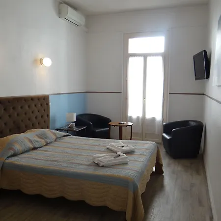 Le National Centre Gare,ascenseur 2* Sète