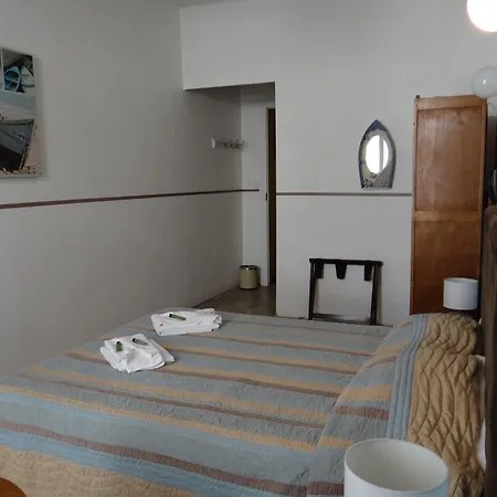 Le National Centre Gare,ascenseur Hotel 2*