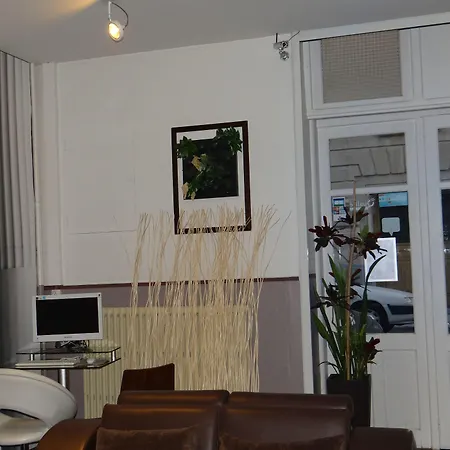 Hotel Le National Centre Gare,ascenseur 2*