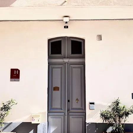 Hotel Le National Centre Gare,ascenseur Sète