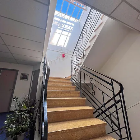 Le National Centre Gare,ascenseur