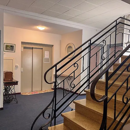 Hotel Le National Centre Gare,ascenseur Sète