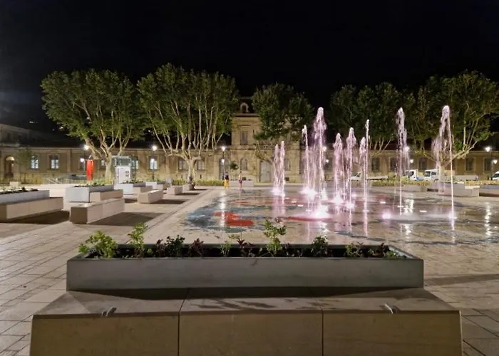 Le National Centre Gare,ascenseur 2* 塞特港