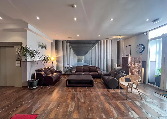 Le National Centre Gare,ascenseur 酒店