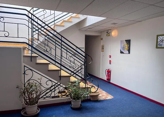 Le National Centre Gare,ascenseur 酒店