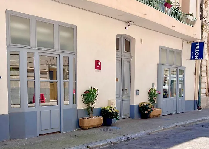 Le National Centre Gare,ascenseur 2*