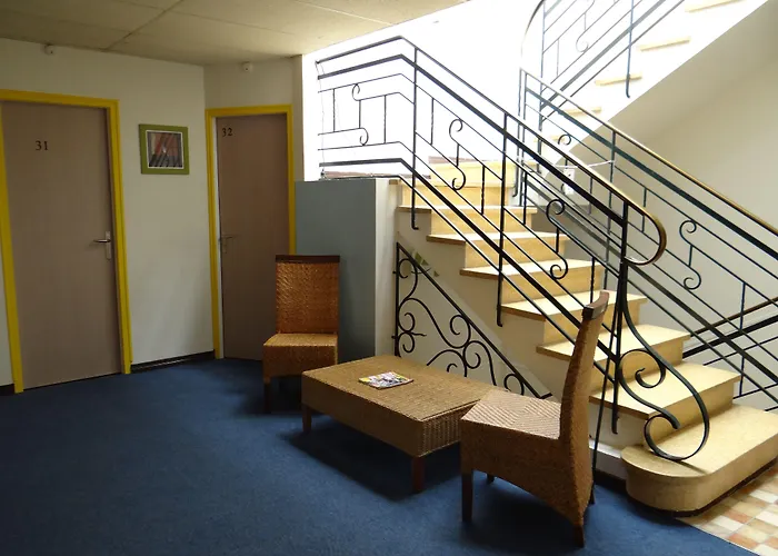 Le National Centre Gare,ascenseur 酒店 2*