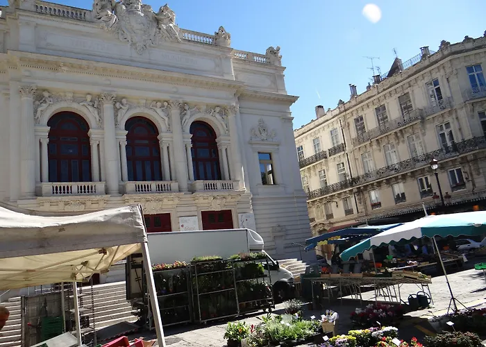 Le National Centre Gare,ascenseur 酒店